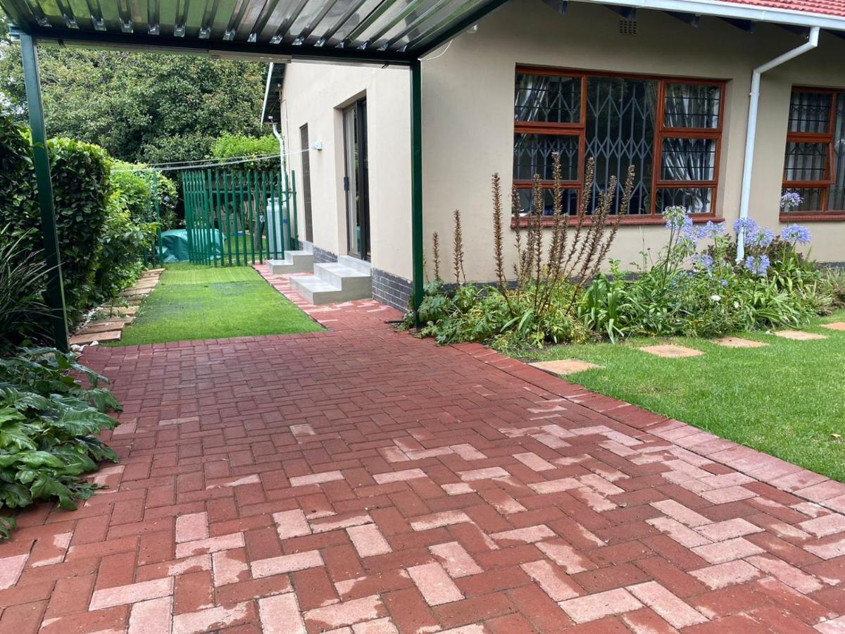 Garden And Park Leisure On Tugela Lejlighed Benoni Eksteriør billede
