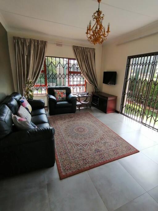 Garden And Park Leisure On Tugela Lejlighed Benoni Eksteriør billede
