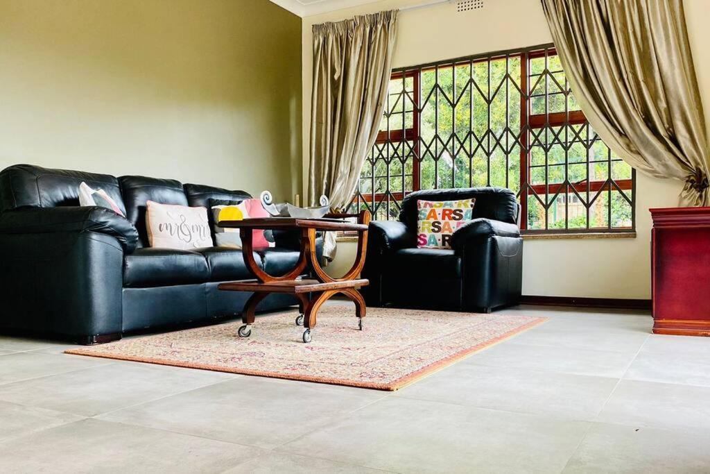 Garden And Park Leisure On Tugela Lejlighed Benoni Eksteriør billede